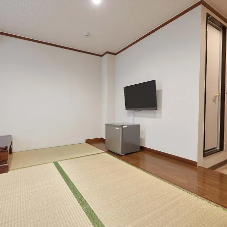 エナジックホテル山市 Enagic Hotel Yamaichi Naha Exterior photo
